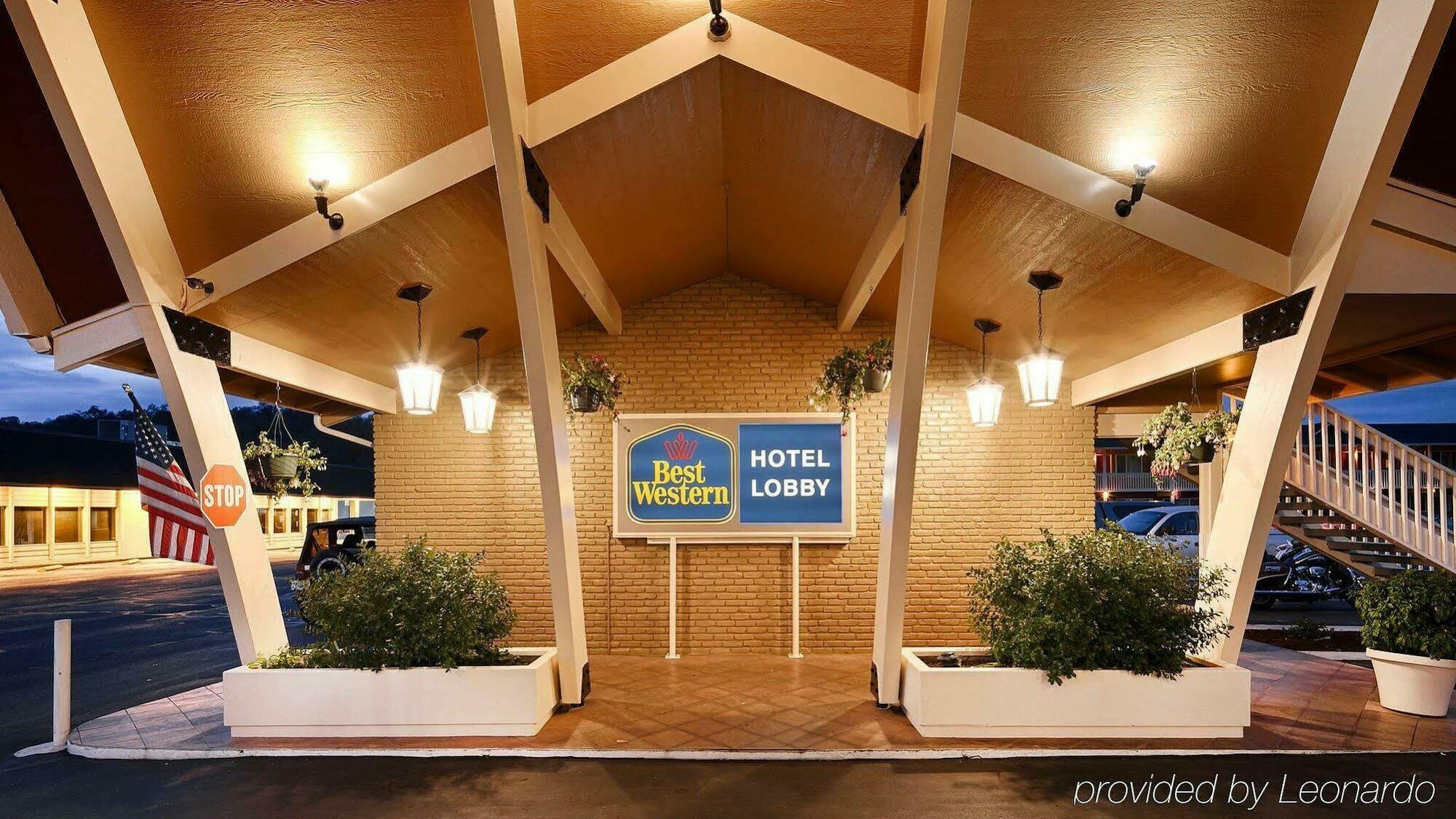Best Western Garden Villa Inn Roseburg Εξωτερικό φωτογραφία